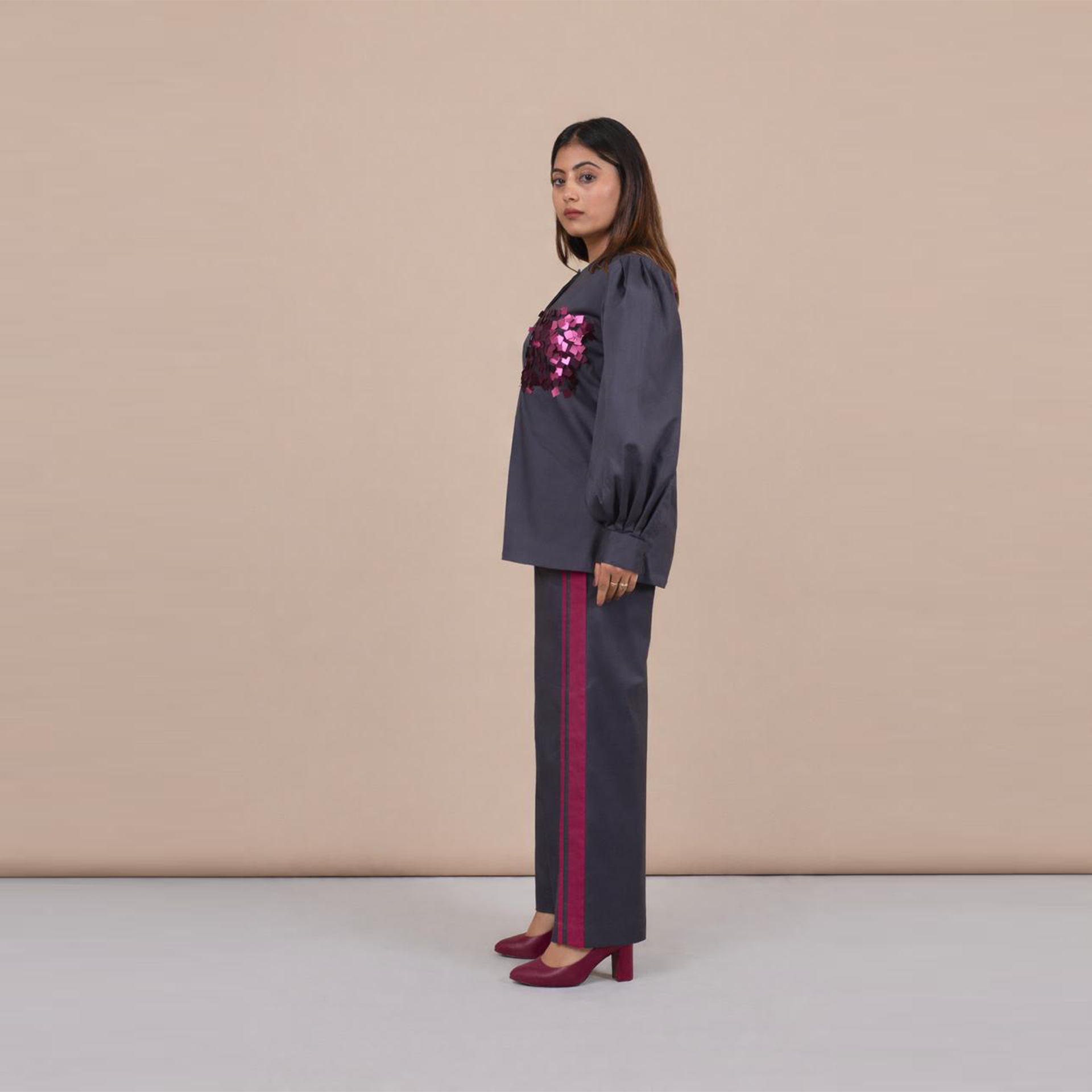 Ariya Threads Women’s Charcoal Grey Co-Ord Set with Magenta Sequin Pocket & Contrast Stripe Pants
