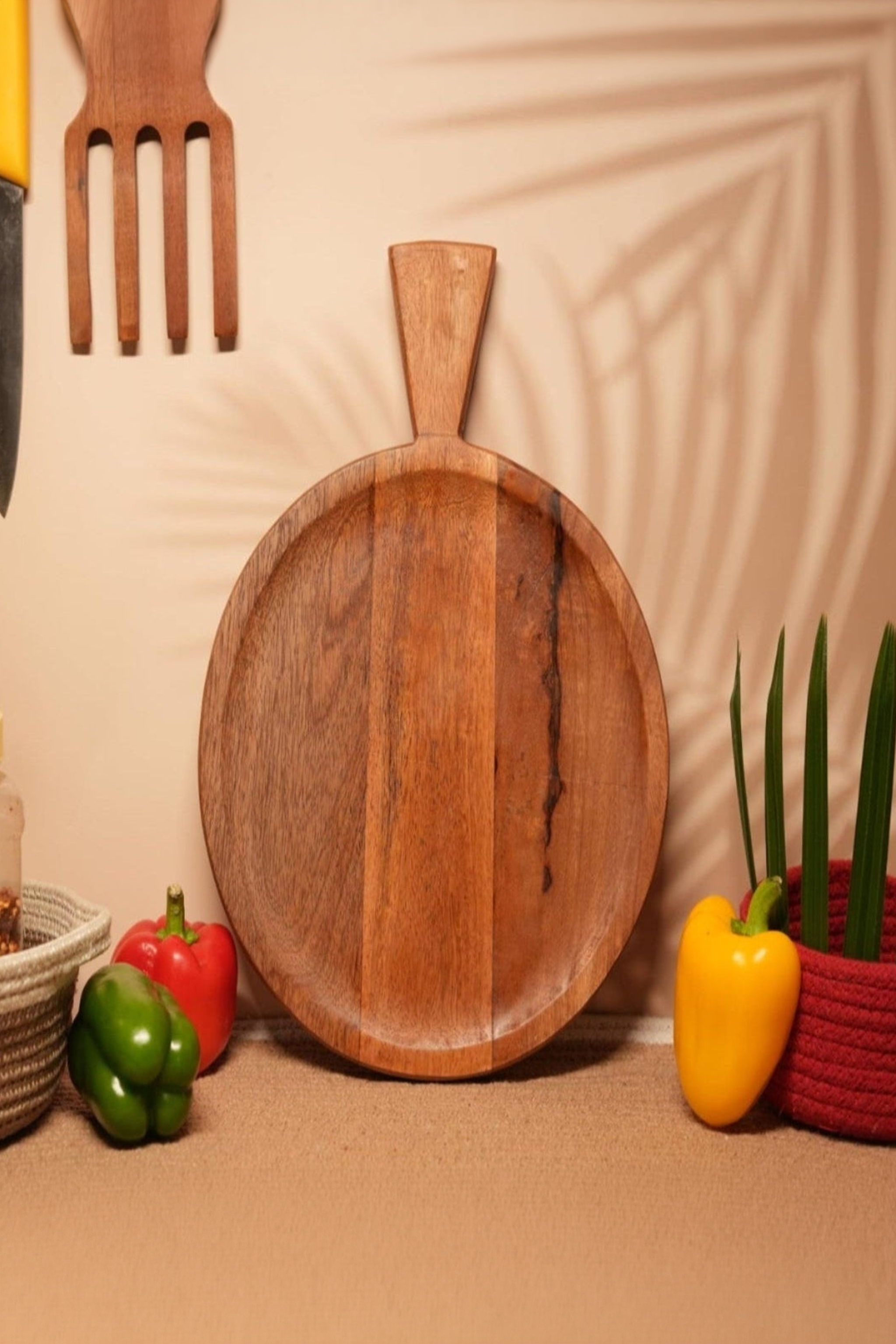 Ariya 10 x 10 Inch Acacia Wooden Round Serving Tray with Handle