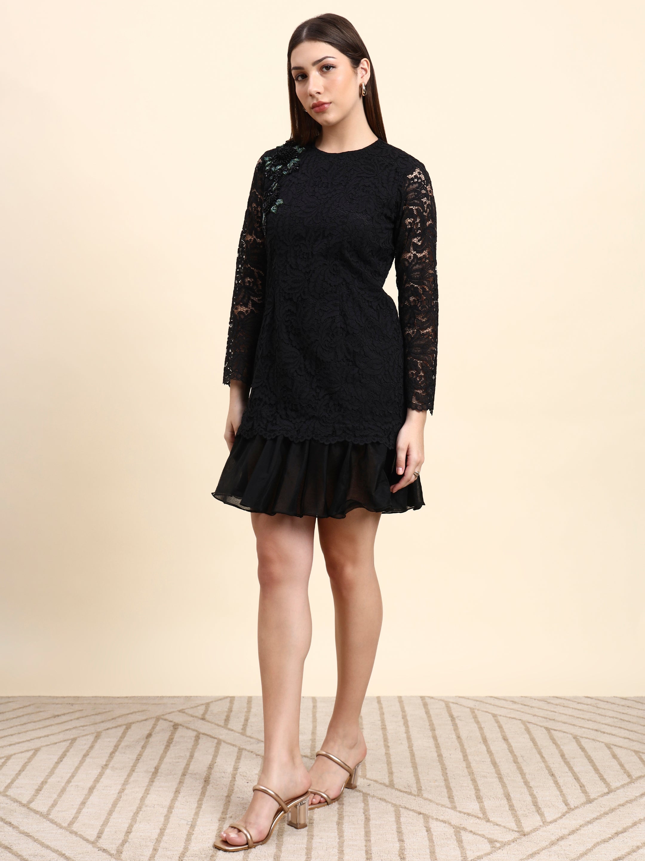 Noir Bloom Lace Dress (Black)