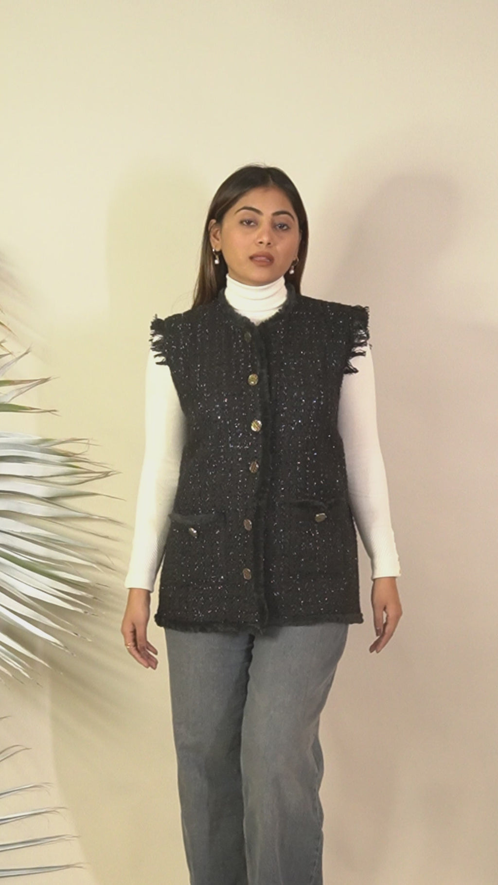 Ariya Threads Black Frost Tweed Fur Jacket – Premium Winter Wear